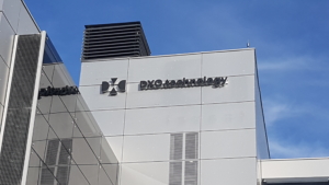 DXC - Illuminated Sign 2